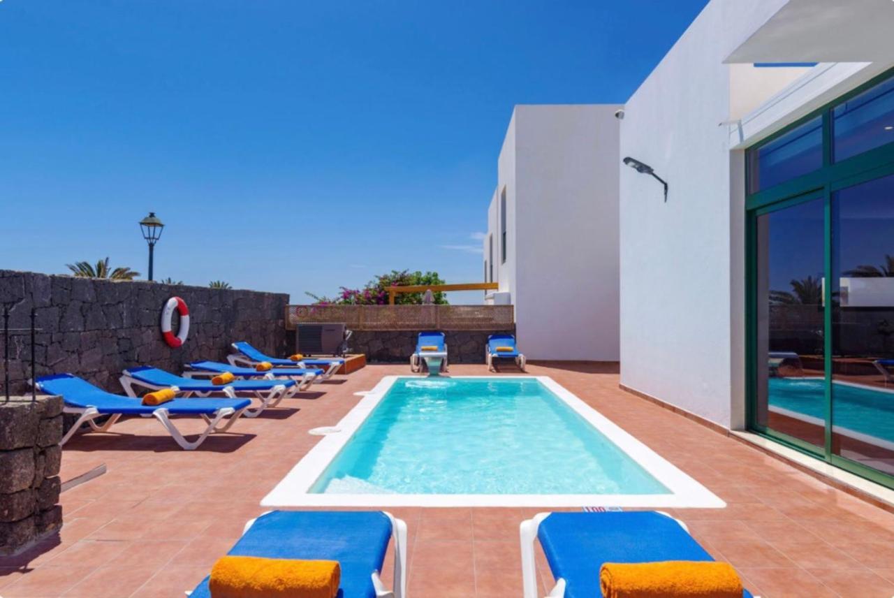 Spacious Private Villa & Private Heated Pool - Villa Sunshine コスタ・テギセ エクステリア 写真