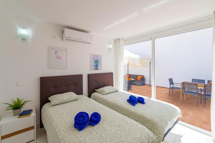 Spacious Private Villa & Private Heated Pool - Villa Sunshine コスタ・テギセ エクステリア 写真