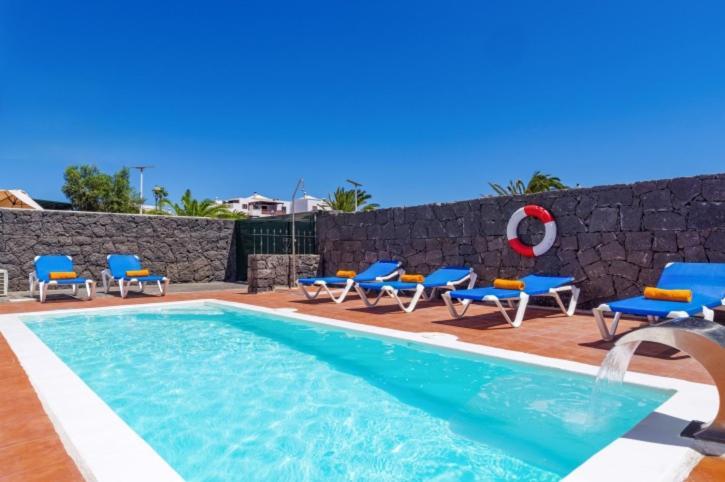 Spacious Private Villa & Private Heated Pool - Villa Sunshine コスタ・テギセ エクステリア 写真